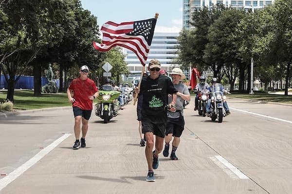 Mike Rouse Launches 31 Mile Running Challenge Nationwide in May for Military Appreciation Month